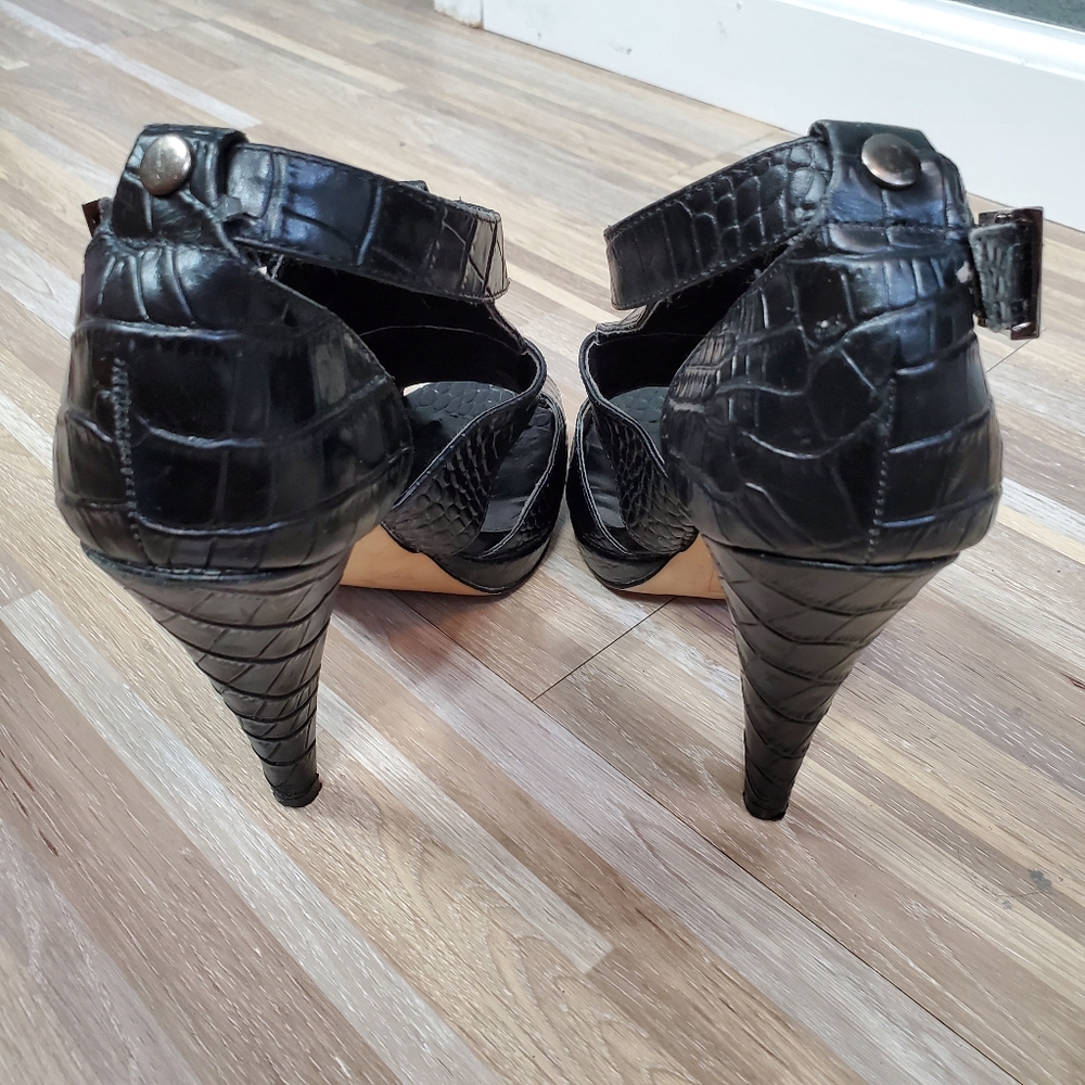 Aldo - Picture 3 of 4